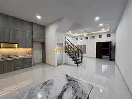 Villa Lux Dijual di Komplek Opera House Jalan Suluh - Pancing, Medan