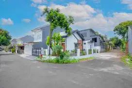 Dijual Cepat Rumah Hook 1 Lantai di Griya Loka, BSD City, Tangerang
