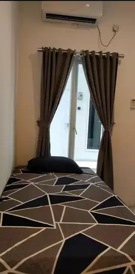 Dijual Cepat Kos-kosan Aktif, Bangunan baru lux, lokasi di Cikarang