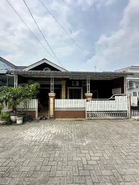 Rumah cantik dalam komplek bersih terawat daerah Medan tembung
