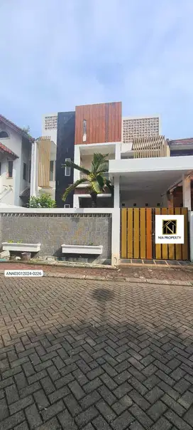 Rumah Cantik LT180 LB300 Raffles Hills Cibubur