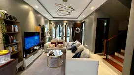 Murah Sekali! Jual Rumah Bagus dan Rapi di The Avani BSD, Luas 162 m