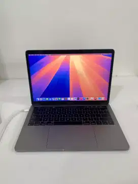 MacBook Pro 2018 Touchbar 13 Inch