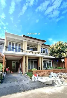 Dijual CEPAT rumah siap huni one gate nyaman dan asri Bintaro Sektor 9