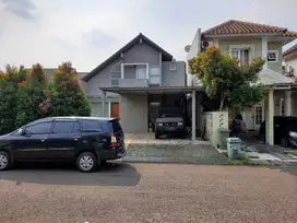 WTS / Dijual Rumah Cantik dan Mewah di Golden Vienna 2, BSD City