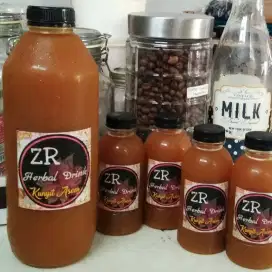 Minuman herbal Jamu kunyit asem Jahe merah
