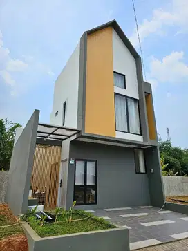 Rumah 2 lantai View Danau Nempel BSD cuma 5 Menit ke Stasiun Cisauk