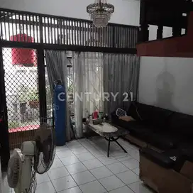 Rumah Bebas Banjir Lokasi Strategis Di Rawamangun Jak Tim S7429
