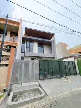 Jual Rumah Baru Manyar Surabaya dekat Kertajaya
