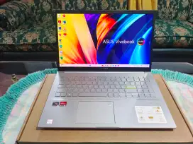 Laptop asus vivobook 15 M513UA-OLED554 ryzen 5 5500u 16/ 512 oled