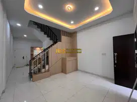 Townhouse Dijual di Komplek Richmond Estate Jalan Rela - Pancing