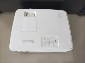 BENQ MS 527 LCD PROYEKTOR SECOND SEGEL