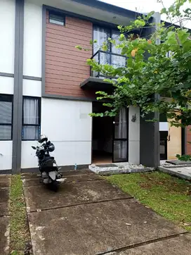 Dijual Rumah di Lippo Karawaci dekat pintu tol
