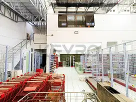 Sewa Ruko Rendeng  3 Lantai Parkir Luas di Batununggal – Lokasi Ramai