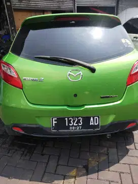 Dijual Mazda 2 th. 2010