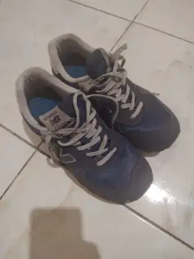 Sepatu New Balance Classic 574 Blue
