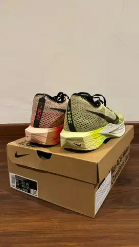 Sepatu Nike Vaporfly Next% 3 Flyknit