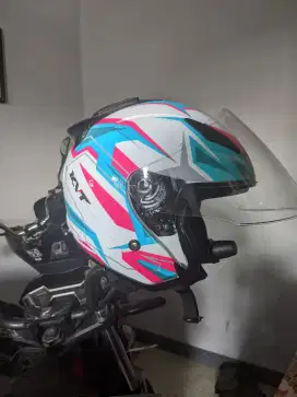 Jual helm KYT mulus