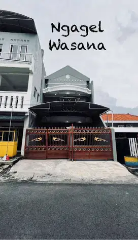 Dijual lokasi Surabaya Pusat Rumah 2 Lantai - SIAP HUNI Ngagel Wasana