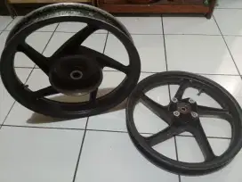Velg Vario, beat sepasang ori