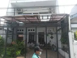 Dijual rumah strategis di JL Cipinang Baru Bunder SHM