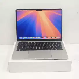 Macbook Air M2 2022 Chip Apel M2 Ram 16GB SSD 256GB x-IBOX