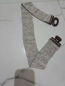 Gesper etnik karet