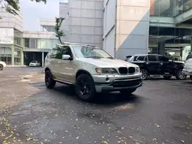 BMW X5 4.4i 2001 AWD