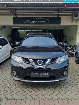 X- TRAIL 2.5 AUTOMATIC/AT 2015 HITAM