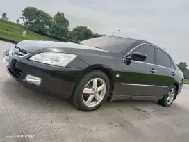 Jual Mobil Kesayangan Honda Accord 2.4 AT
