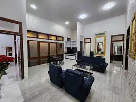 Rumah Cantik Siap Huni Semi Furnish Banyumanik Dekat Tembalang UNDIP