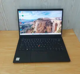 Lenovo ThinkPad X1 Carbon G8 Core i7-10610U/16GB/512GB/14FHD/Win11Pro
