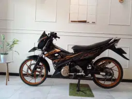 Suzuki satria 2015