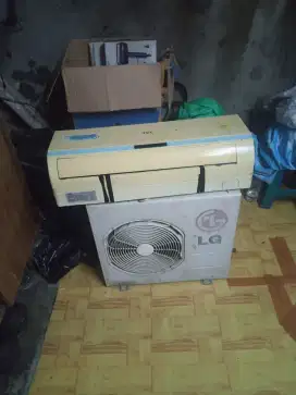 Jasa Service Cuci AC, Perbaikan, Bongkar pasang, Pengisian Freon dll