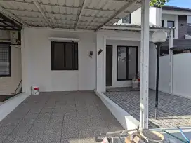 Disewakan Rumah LT120 LB90 Green Hills Estate Ciputat