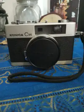 Kamera konica C35 analog vintage e&l
