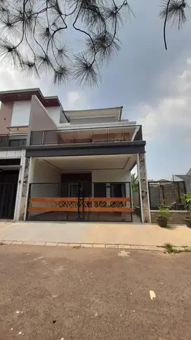 Dijual Rumah 2 Lantai Siap Huni Di Taman Telaga Mediterania