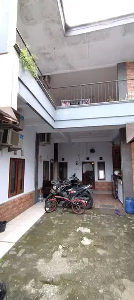 Rumah Untuk Kos Kosan Dan Masih Terisi  8568