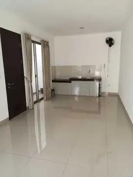 Disewakan Rumah Cocok Untuk Milenial di Scarlet Boulevard PIK 2