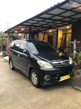 Toyota Avanza 2010 Bensin