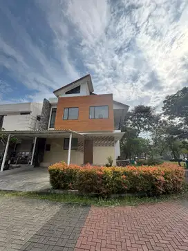 DIJUAL RUMAH BANGUNAN MANDIRI HOEK PRESTIGIA - THE EMINENT, BSD CITY