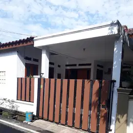Dijual Cepat Rumah di BSD City Sangat Strategis Dekat pintu toll
