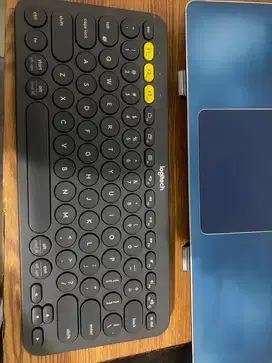 Keyboard Logitech K380