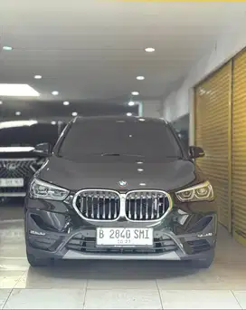 BMW X1 1.5 sdrive1.8 Xline 2022 October AT Hitam VIeta Motor Termurah