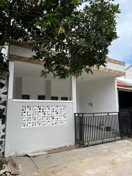 DIJUAL SEPAT RUMAH DI GRIYA INDAH SERPONG