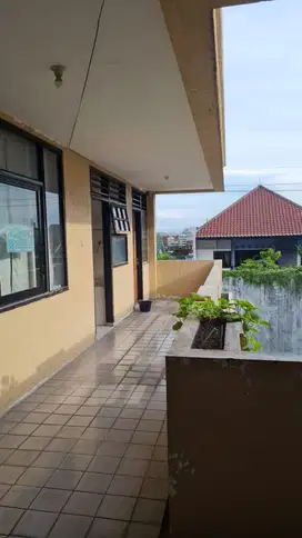 Rumah di nol jalan raya Hr muhammad Strategis
