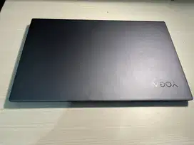 Lenovo Yoga Slim 7 Intel i7 Dual GPU