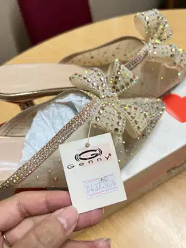 Jual Sandal Pesta Cantik