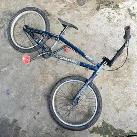 Sepeda bmx polygon freezer 2.0 siap pakai murah untuk anak / pemula