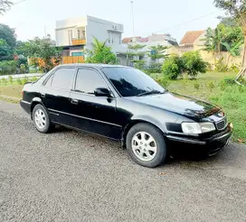 Toyota Corolla 2000 Bensin